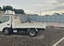 現場の廃材お片付けします。